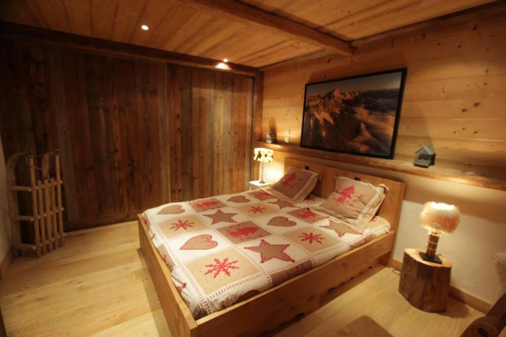 Cozy Dans 6 Pers Voiture 4 Roues Motrice A Dispo * La Clusaz